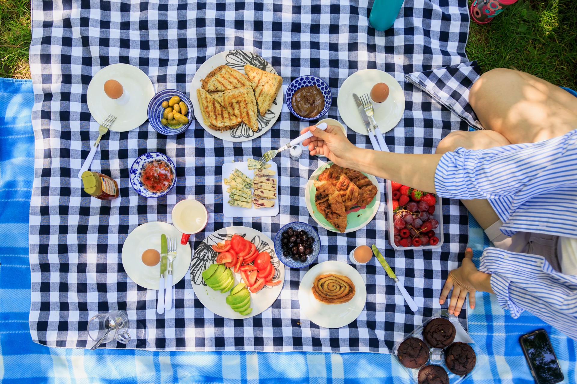 Picnic time in the park!